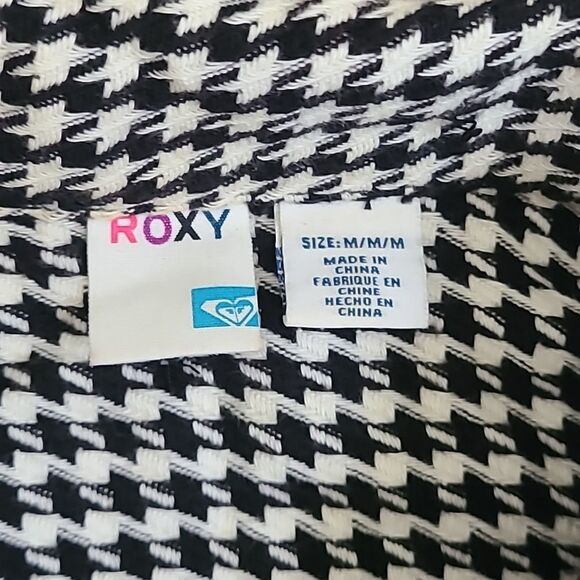 Roxy Black and White Checkered Blazer with 3/4 Sleeves - Picture 2 of 7